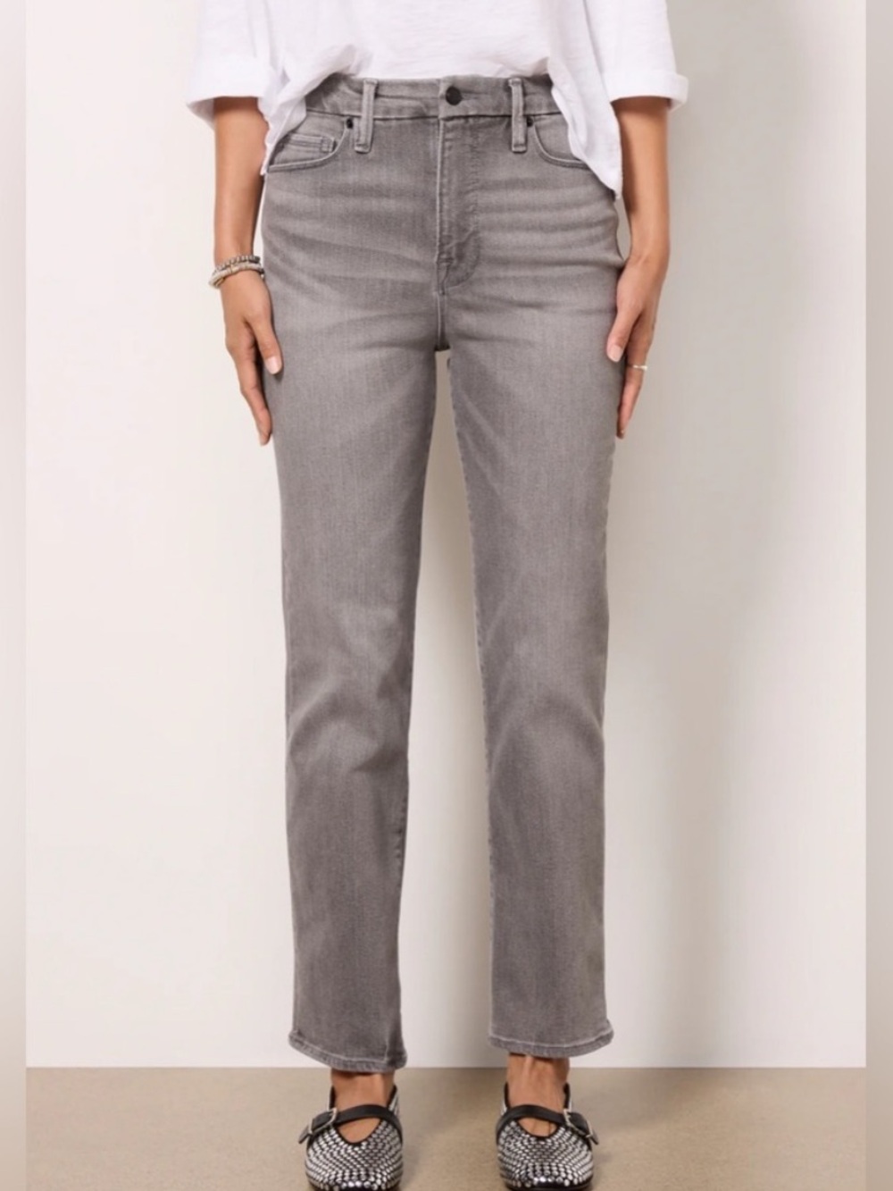 Good American • Good Curve Straight Raw Hem